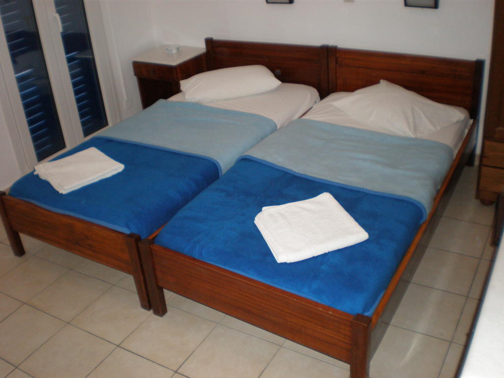 Chrysa Apartamento Antiparos Town Quarto foto